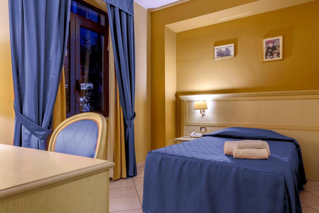 Hotel San Michele Milazzo Værelse billede